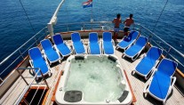 Luna -  Sundeck